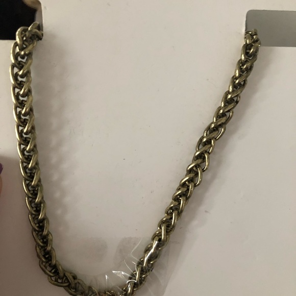 NIB Beautiful necklace rhinestones - Picture 6 of 8